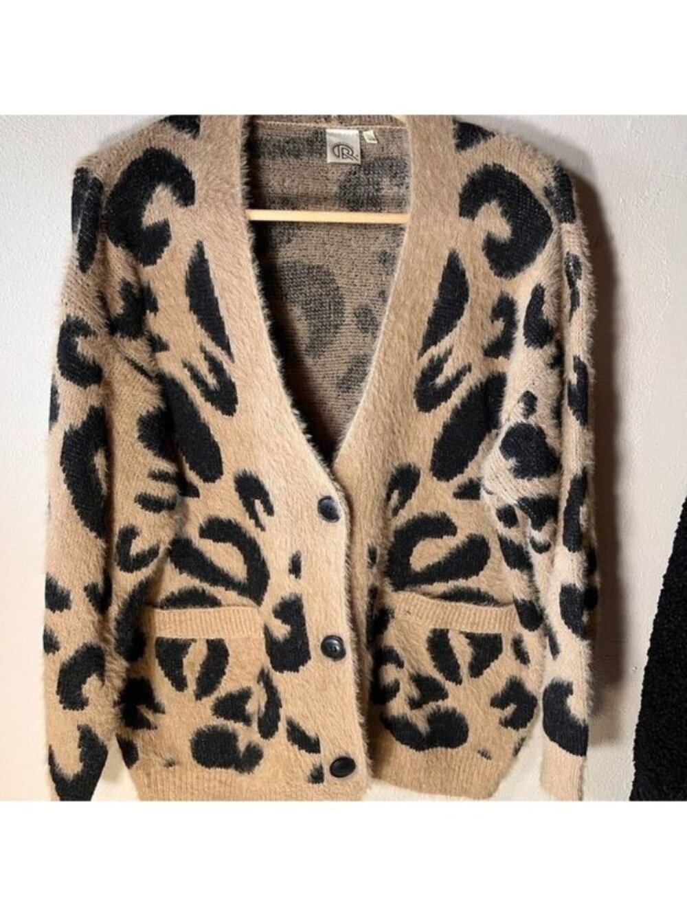 Cardigan sweater Animal Print R Apparel and Fashion tan and Black S/Med